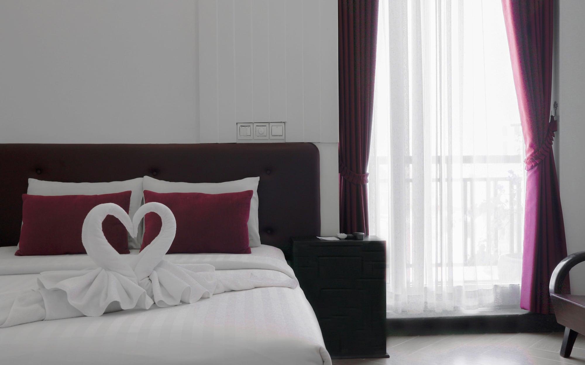 King Grand Boutique Hotel Phnom Penh Exteriör bild