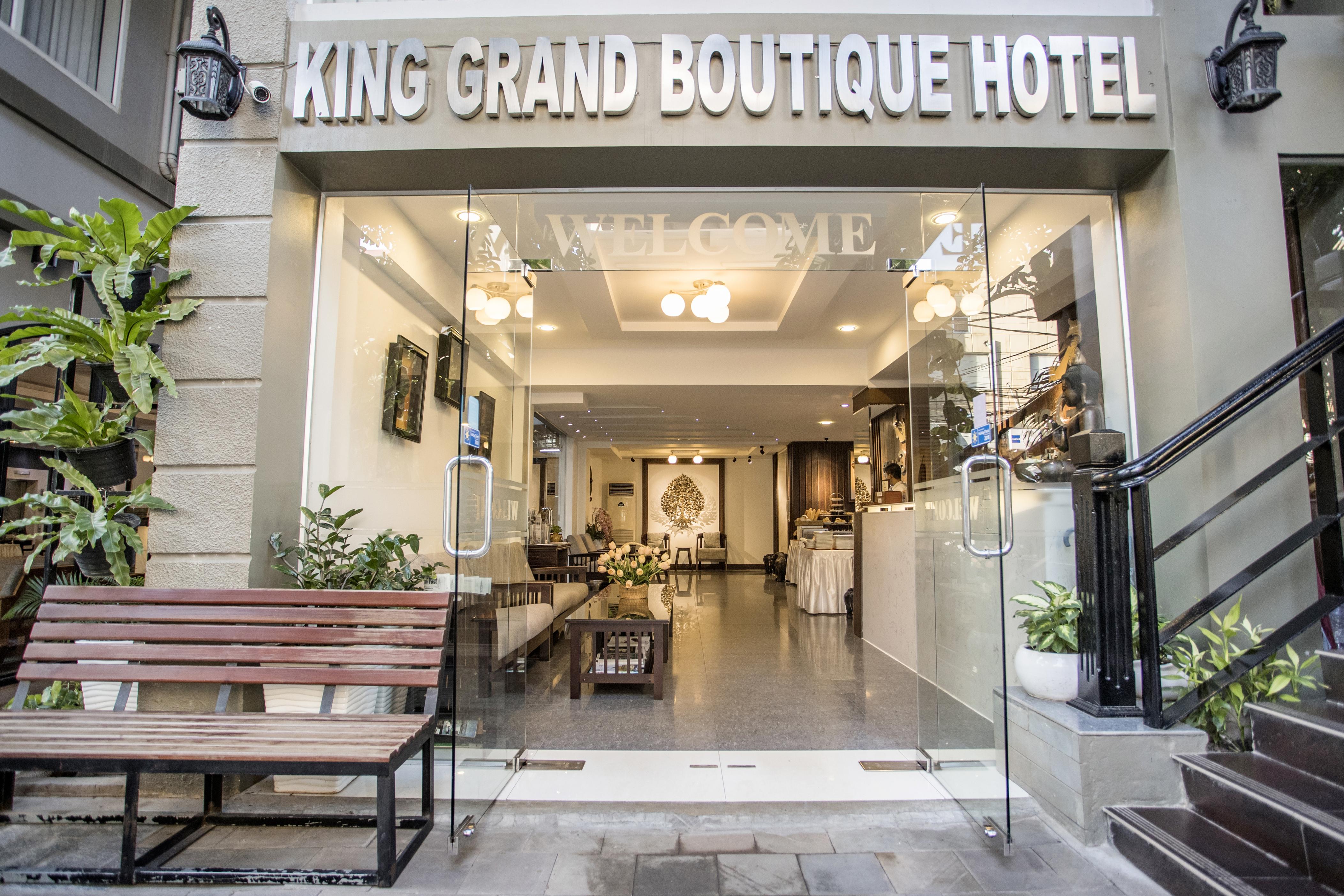 King Grand Boutique Hotel Phnom Penh Exteriör bild